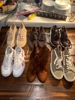 Mixed Shoe Lot - Neutral & Brown Styles